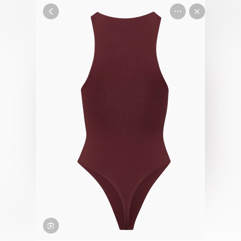 Aritzia Contour Sleeveless Bodysuit Size S Burgundy - Like New